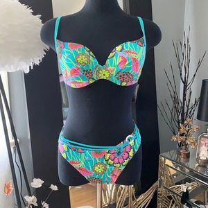 2nd style... bright as the sun